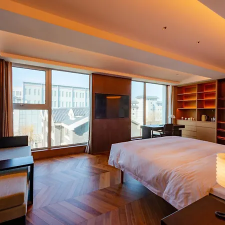 Purple Horse Hotel &Beijing Hutong Designer Boutique Garden Hotel&French Window&Close To The Imperial Palace&Tian'Anmen&Wangfujing&Nanluogu Lane&Lama Temple&360-Degree Viewing Terrace Bar&Roof Swimming Pool&Private Bathtub&Free Laundry&Gym&Family Sui Exterior photo