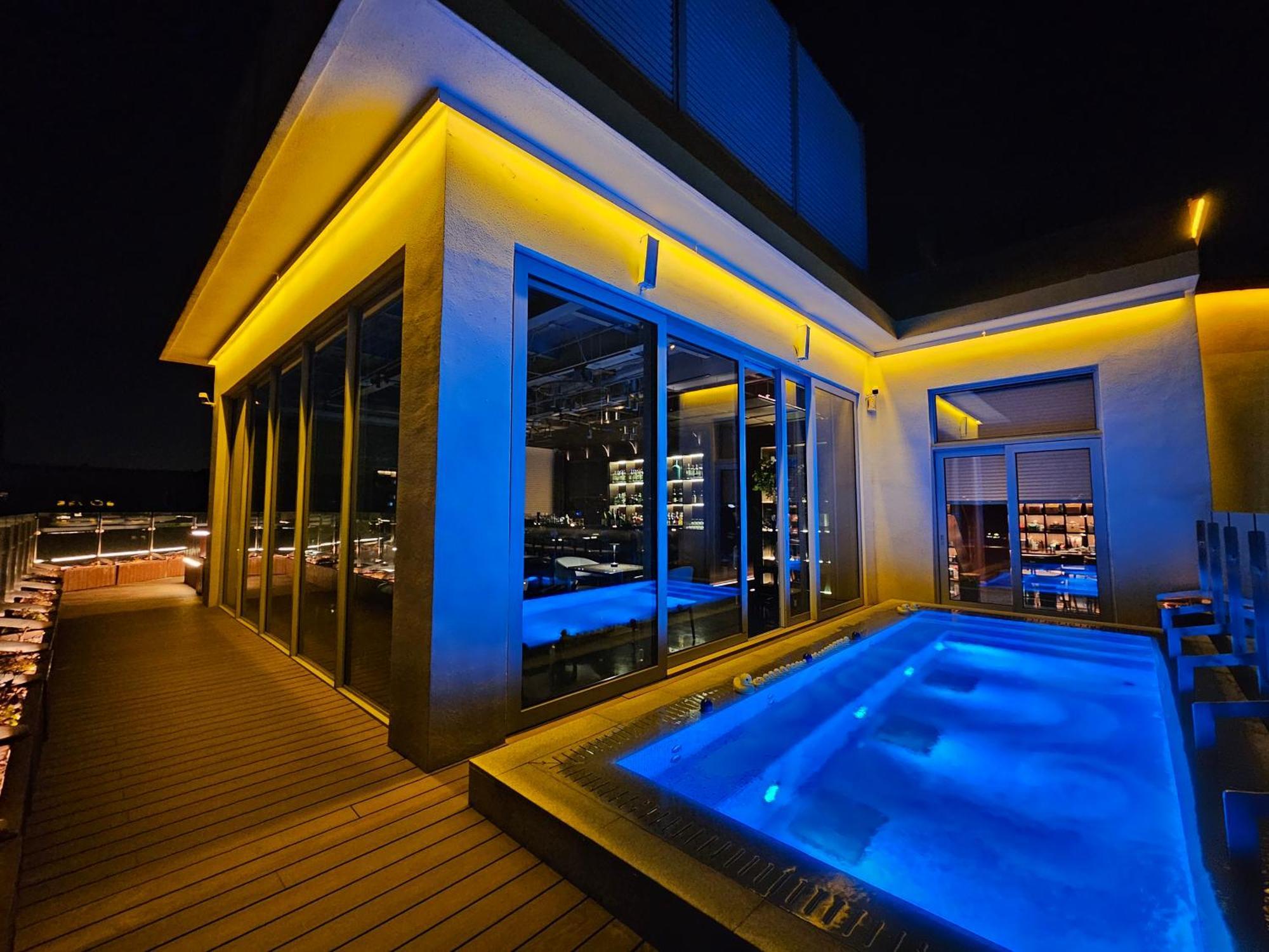 Hotel The Purple Horse Hotel 5*